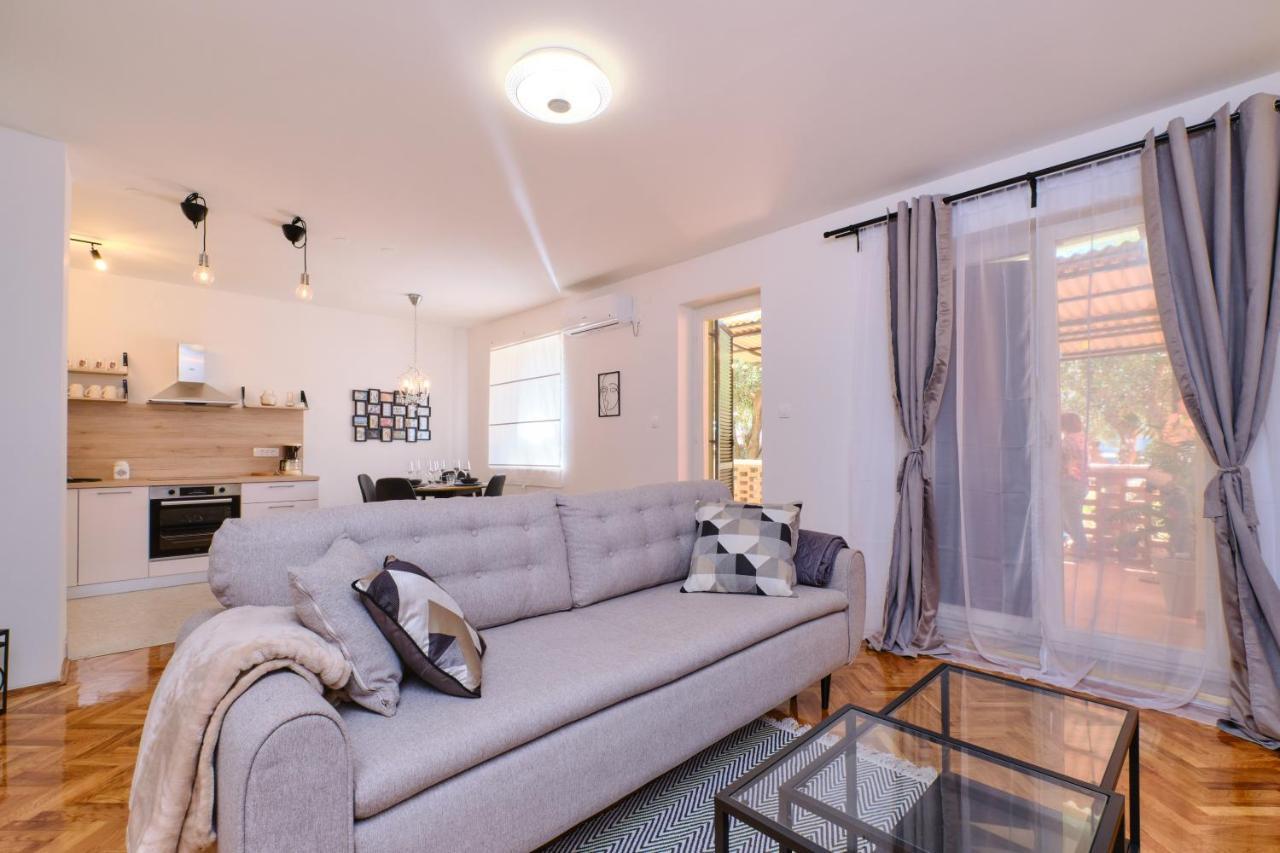 Dairos2 Daire Mali Lošinj Dış mekan fotoğraf